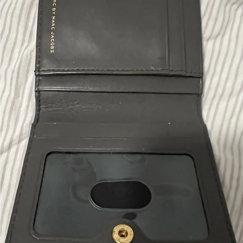 Marc By Marc Jacobs Black Leather Wallet - Picture 2 of 4